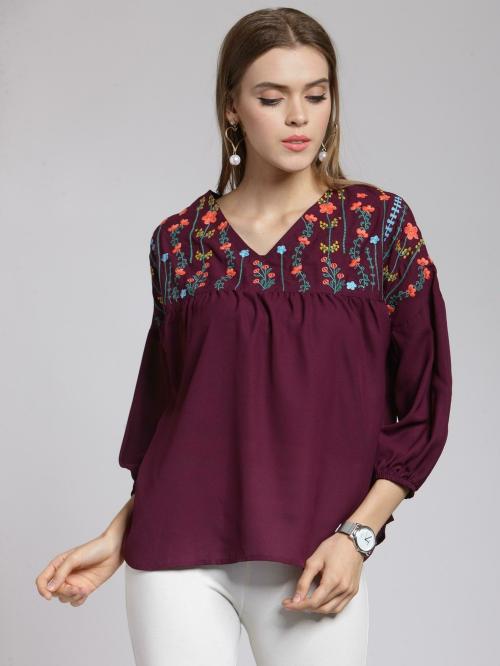 Pluss Women Maroon Embroidered Cotton Blend Casual Regular Sleeve Top