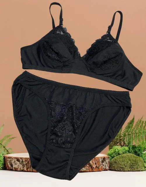 D Life Dream Life Black Lace -Hosiery Non Padded Full Coverage Women Lingerie Set