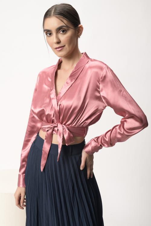 Tinted Women Shirt Cum V Neck Pink Crop Top