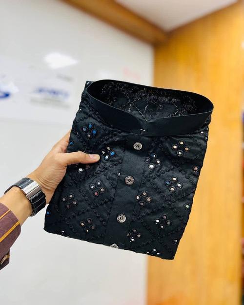 FOXDX Men Embroidered Cotton Silk Straight Kurta (Black XL)