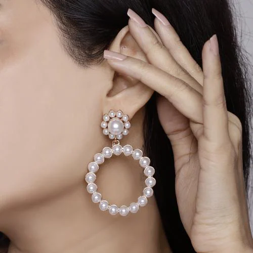 ZAISHA Pearl Hoop Earrings