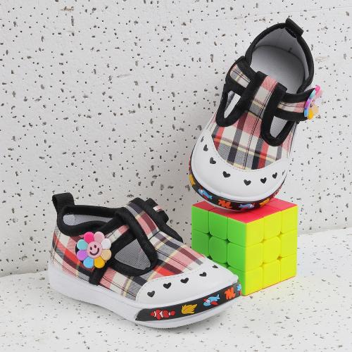 Jazzy Juniors Black Girls Casual Shoes