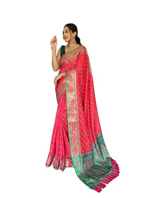 Leeli Peeri Designer Women Peach Silk Saree With Contrast Blouse (Free Size)