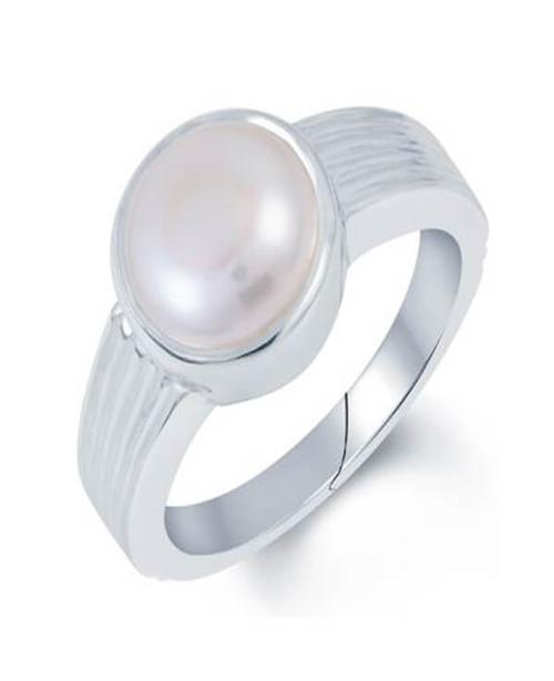mahadevam Pearl is the stone of the moon. Moon is the queen of planets and Sun is the king. This is why pearl is considered to be a very important gemstone.
