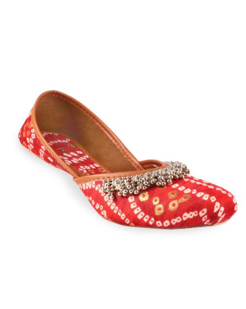 Rajeraj Women Red Bandhani Print Punjabi Jutis