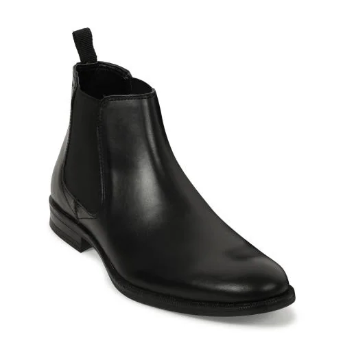 Red Tape Men Black Chelsea Boots