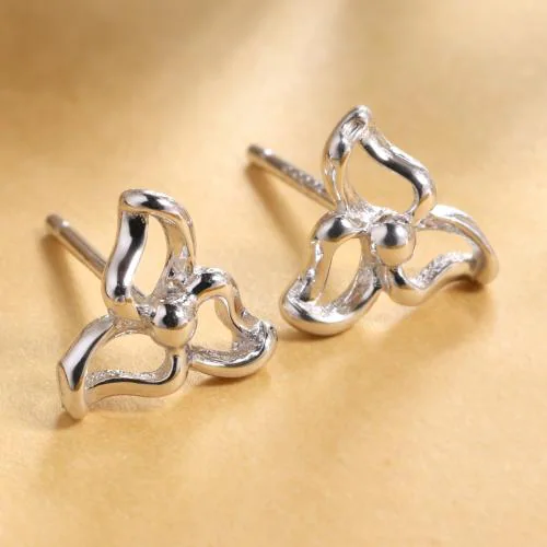 DEESSA 925 Sterling Silver Flower silver only Earrings Silver Colour with White colour Cubic Zirconia - Rhodium Plated, Elegant Gift for Women | Birthdays, Anniversaries, Valentine's Day | with Authenticity Certificate