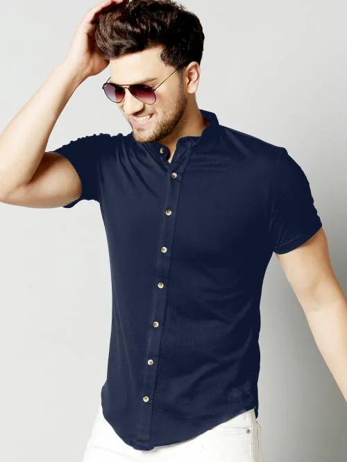 Gespo Men's Blue Solid Cotton Blend Half Sleeve Shirt