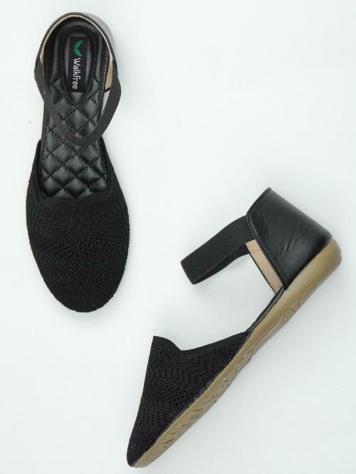 Walkfree Women Black Sandals