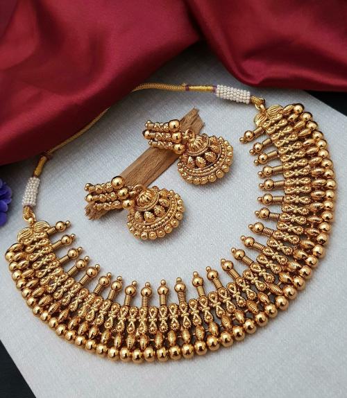 Buy Elite Fashion Jewellery Jewellery Set Online at Best Prices in