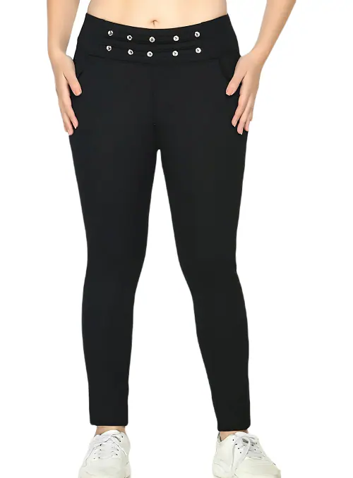 PREEGO Women Black Solid Jeggings