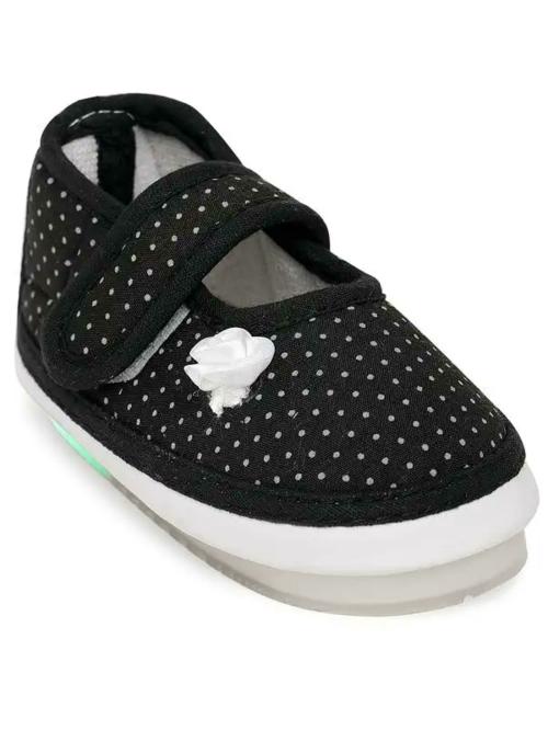 Chiuchiu Unisex Shoes (Black)