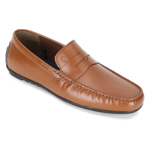 Red Tape Men Tan Loafers