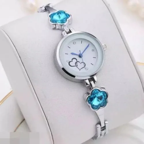 fancy flower design diamonds with attractive kada bracelet shaped simple and sobber Analog Watch