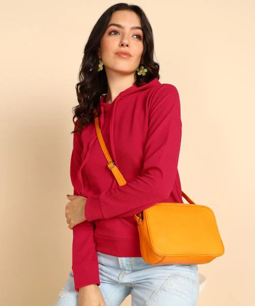 Popwings Women Casual Red Solid Hooded Pocket Sweatshirt | Women Winter Wear Sweatshirt | Women Sweatshirt | Pocket Sweatshirt | Trendy Sweatshirt