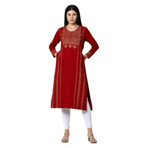 Shereen Women Maroon Blue Printed Woolen Kurta (L)