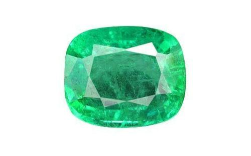 Retrend Design 7.1 Carat Emerald Panna Gemstone