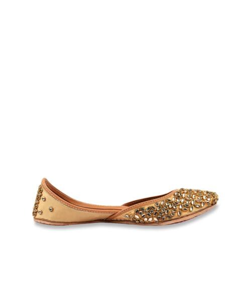 Desi Colour Women's Golden Ethnic Juttis