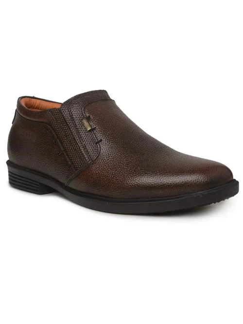 Buckaroo: DAVIS NX Genuine Leather Brown Casual Shoes For Mens