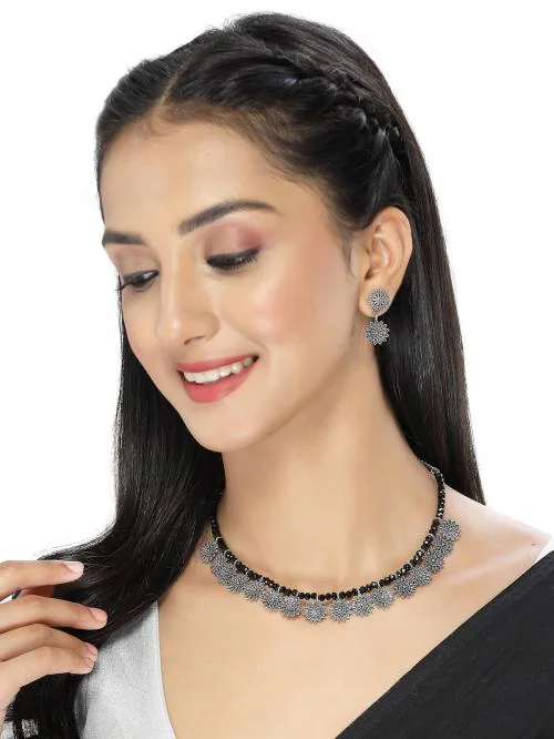 Sukkhi Trendy Oxidised Silver Plated Floral Shaped Collar Bone Necklace Set And Earring | Jewellery Set For Women (NS105541)
