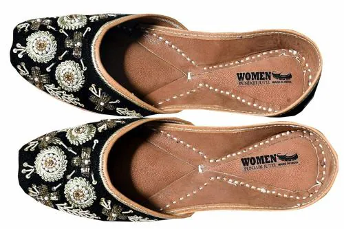 WOMEN PUNJABI JUTTI Smooth Fancy Zadozi Spring Embroidered and Stretchable Jutti for Women - Black (Numeric_7)