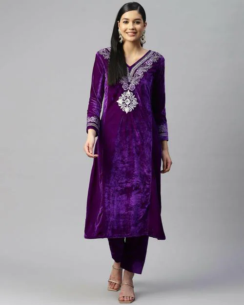 Shades Enterprises Women Purple Embroidered Velvet Neckline A-Line Kurta Suit Set (4Xl)
