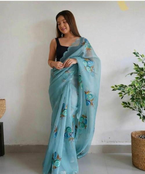 Printed Flower Design Saree