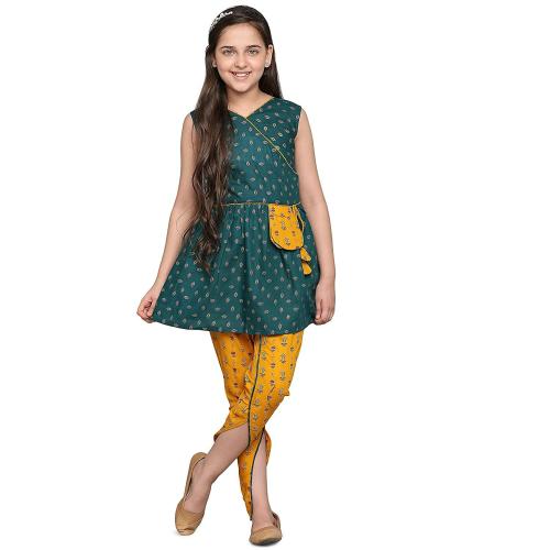 Curly Tales Girls Rama Poly Cotton Kurta With Dhoti (8 Years-9 Years)