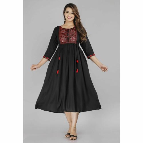 VISAOM Women Printed Flared Kurta (Black)