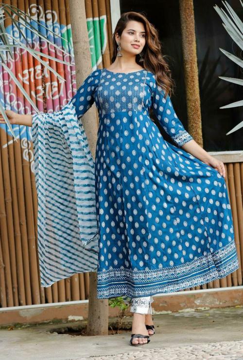 Unisets Women Blue Embroidered Rayon Kurta and Pant Set