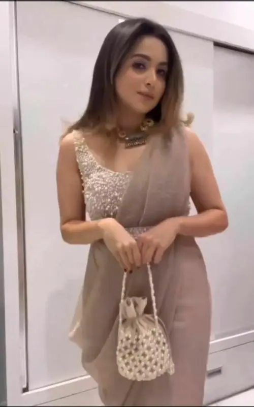 Hari Mirch Bar Bari Silk Solid Saree With Mono Beglory Silk Designer Moti Work Blouse With Moti Work Belt for Women | Saree for Women | Part Wear Saree | Sari | Moti Work Saree