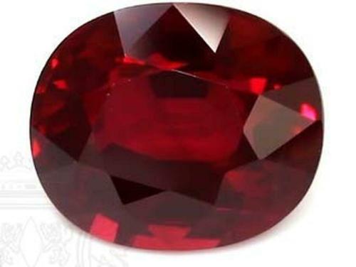 Retrend Design 7.40 Carat Non-precious Metal Old Mines Burma Ruby Gemstone