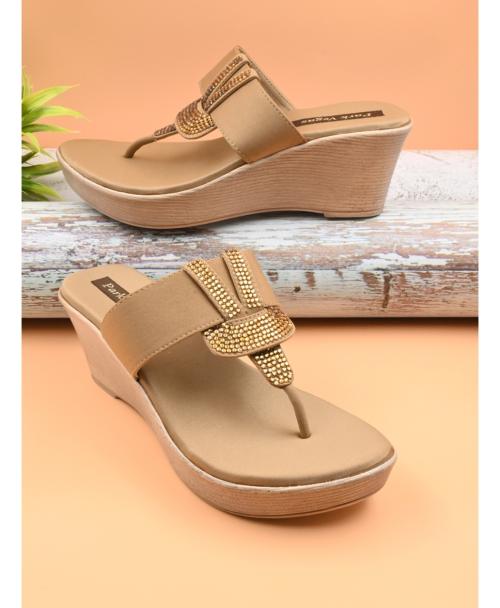 Park Vegas Wedge Heel Sandal For Women