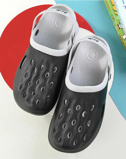 Birde Stylish Comfortable Black Clogs For Men