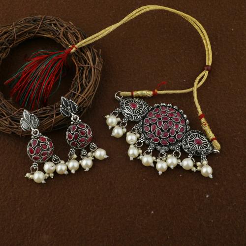 Weroxa Traditional Wedding Wear Choker Necklace/Jewellery Set For Women and Girls (pink)
