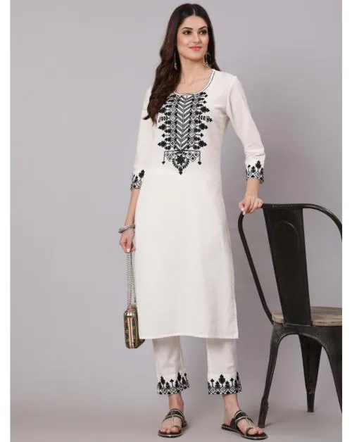 Antaran Women Embroidered Kurta and Pant Set Pure Cotton