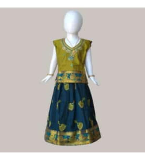 ASMITHA_Saara Girls Pattu pavadai set_Multicolor_4-5 Y_(Pack Of 1)