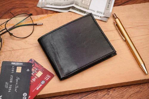 CHE BE SMITH Genuine Leather Wallet For Men & Boy Perfect Gift Solution For All Occasion | Color : Black