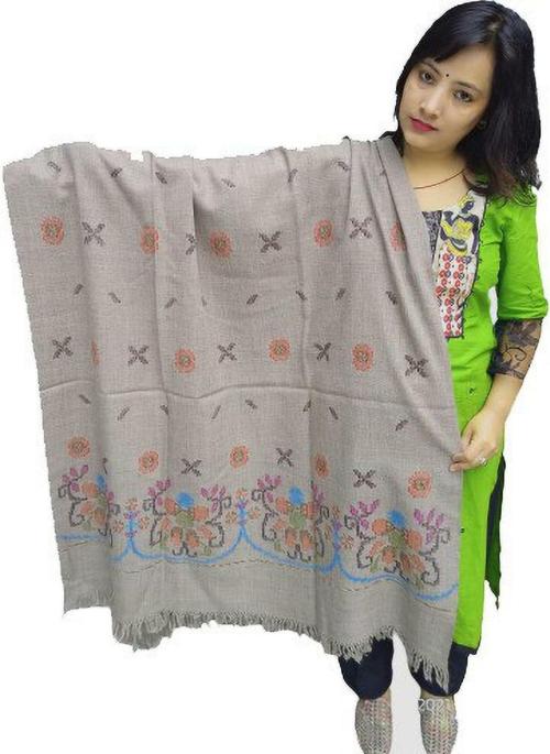 ARUNA KULLU HANDLOOM Genuine HandWoven Kullu Woolen Shawl BLACK WITH ALL OVER FLOWERS (Pack of 1)