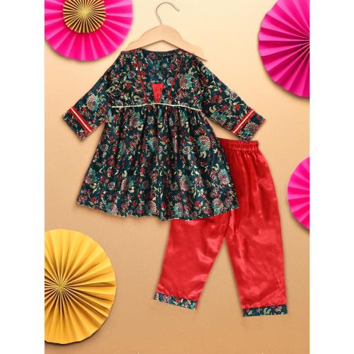 Bella Moda Beautiful Printed Kurti Set With Contrast Bottom