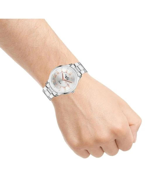 Wild world Lifestyle Chronograph Quartz|Men's Wrist Watch|Colour:-Off white