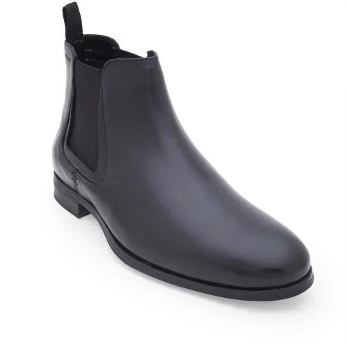 Red Tape Men Black Chelsea Boots