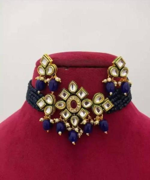 Shikha Store Alloy Necklace, Earring and Maang Tikka Set (Multicolor)