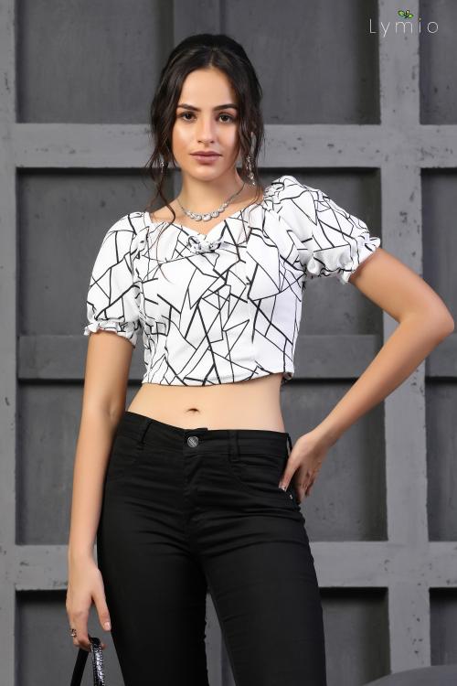 Clothzy Women's White Color V Neck Half Sleeve Lycra Top