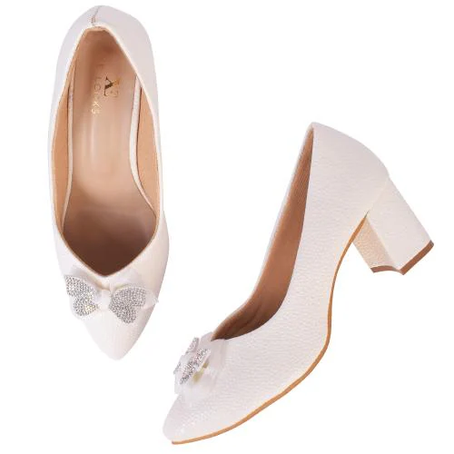 XE Looks Slip-On Women's White Block Heels Bellies