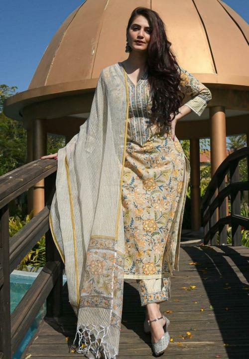 Nermosa Women Yellow Printed Viscose Rayon Kurta, Pant And Dupatta Set | Kurta Set Women