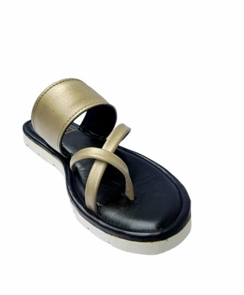 Zunaira Geniune Leather Ladies Chappals/Footwear (Size -6)