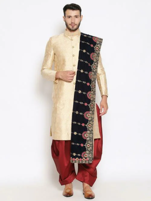 Dupatta Bazaar Men Black Embroidered Velvet Dupatta