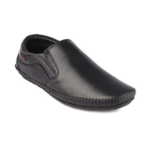 Red Chief Black Leather Formal Shoes for Men