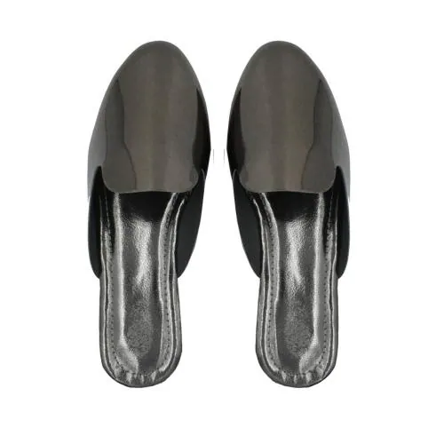 Rajeraj Women Grey Flat